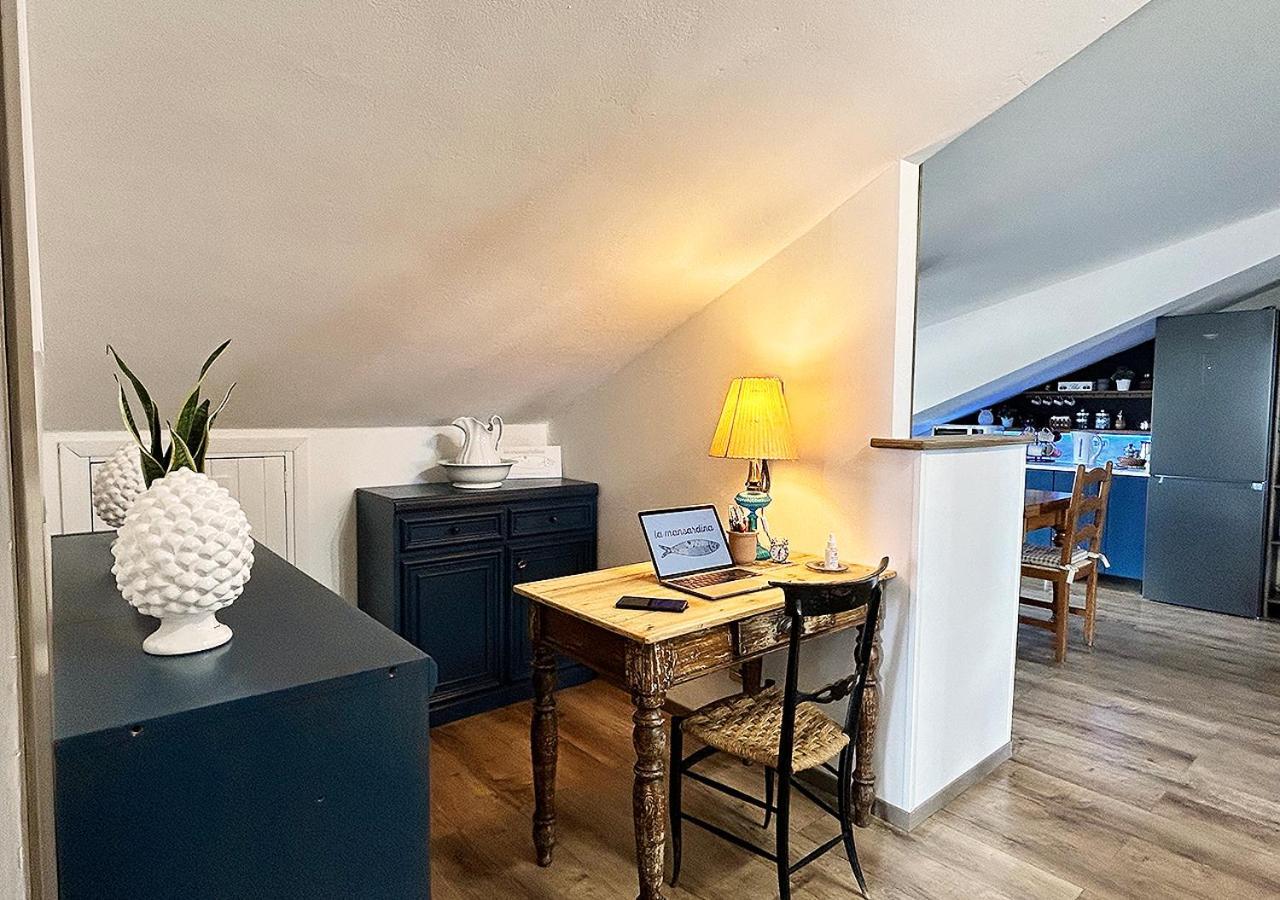 Ferienwohnung La Mansardina Venegono Superiore Exterior foto