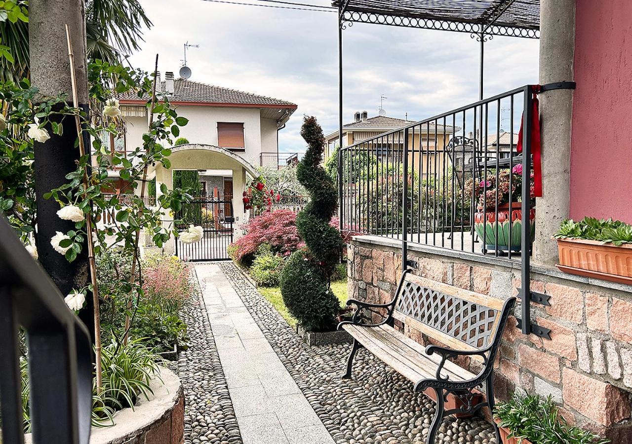Ferienwohnung La Mansardina Venegono Superiore Exterior foto